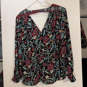 Floral long sleeve blouse